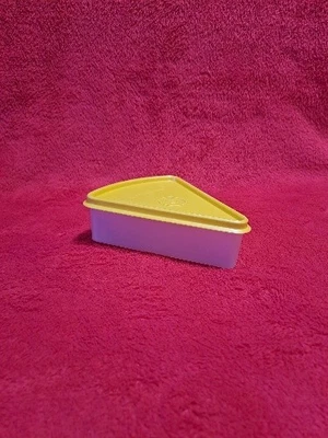 Vorratsbehälter Tupperware / Tupper * Frische Ecke * Käseecke - Käsedose  - Bild 1 von 3