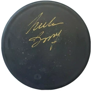 MIKE BOSSY HOF SIGNED BLANK OFFICIAL HOCKEY PUCK NO COA NEW YORK NY NYC LEGEND - Picture 1 of 3