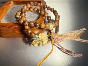 Stretch Wrap Mala Bracelet Buddha Bead Sandalwood Buddhist Prayer Beads - Picture 1 of 7