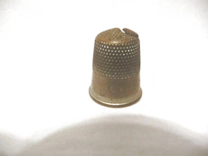 FINGERHUT ANTIK GADGET SCHNEIDER "*HERZOG*PAT. 15. Mai 1900*9*" - Bild 1 von 7