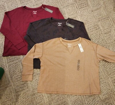 (3) Camisas gofre de manga larga con cuello de muesca en la ladera con reflejos naturales para damas Foto 1 de 4