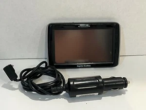 Magellan Roadmate GPS with Car Charger Model 3045-LM, Used Bundle - Picture 1 of 5