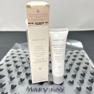 Mary Kay Medium Coverage Foundation BEIGE 302 #042003 Wide Gray Cap - New in Box - Picture 1 of 2