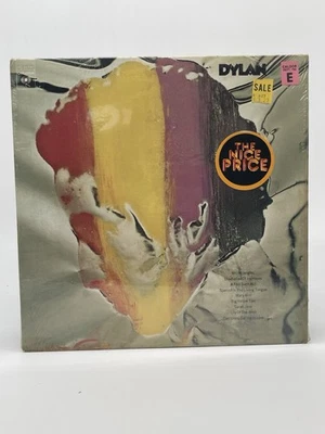 BOB DYLAN DYLAN 12" LP VG+ VINYL RECORD COLUMBIA SHRINK 1973 - Image 1 of 4