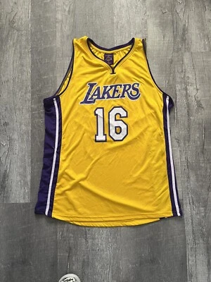 ¡En muy buen estado! Camiseta Los Angeles Lakers Pau Gasol Ceremonia de Retiro SGA Talla XL Foto 1 de 4