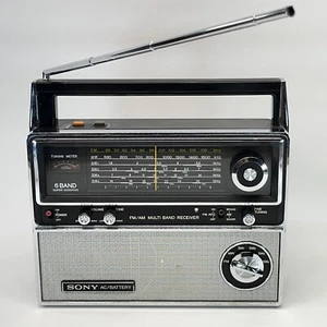 Video* Sony ICF-8000 FM MW (AM) SW1-4 6 bandas súper sensible receptor de radio Showa - Imagen 1 de 19