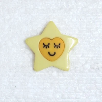 JHB Lullaby Star Button 21mm Shank Yellow Sleepy Face Baby Kids Sewing Art Craft - Image 1 of 4