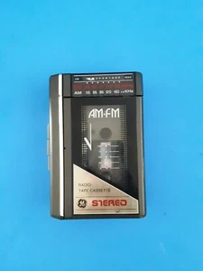 Reproductor de casete de cinta de radio estéreo portátil GE de colección 3-5470A solo piezas (D7) - Imagen 1 de 4