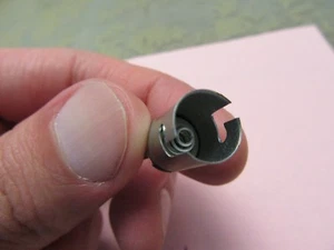 10x Lampen Birnenfassungen #44 #47 Bajonettleuchten - Flipperautomaten Teile [4*R-14] - Bild 1 von 4