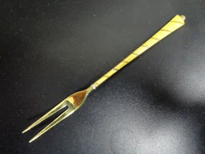 Tenedor de cóctel danés amarillo esmaltado chapado en oro de ley - Imagen 1 de 4