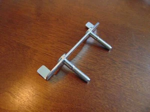 Honda 00-03 XR70 04-12 CRF70 NUMBER PLATE MOUNT OEM 61139-GCF-A20 - Picture 1 of 5