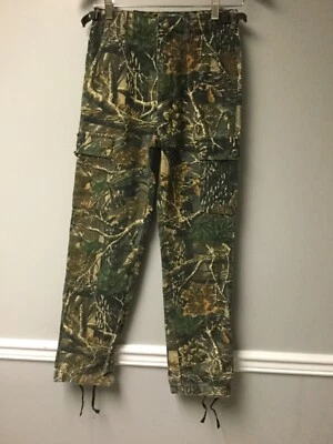 CABELA'S FOR KIDS Camo Cargo Pants 12R 25x28 - Image 1 of 4