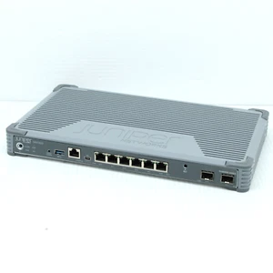 Appliance pare-feu Juniper Networks SRX300 Gigabit Gateway Services 1 Gbit/s + alimentation - Photo 1/15