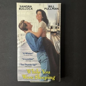 “While You Were Sleeping” (VHS, 1995) Starring Sandra Bullock & Bill Pullman - Picture 1 of 3