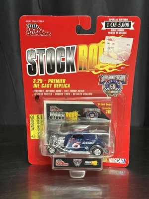 NASCAR Mark Martin 1998 Racing Champions Stockrods 1:64 Diecast Valvoline - Image 1 of 2
