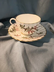 Royal Worcester. Dunrobin. 2 tazas y platillos planos. - Imagen 1 de 4