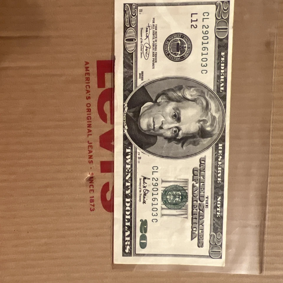 20 Dollar Bill  CL29016103CSeries 2001 "Printing cut  Error " Rare.  - Image 1 of 4