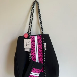 Black and Pink Neoprene Tote with Braided Handle NWT - Picture 1 of 5