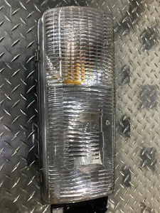 1992-1996 Buick Roadmaster Front Passenger Right Headlight Assembly Tested Oem - Picture 1 of 9