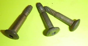 97-01 JEEP CHEROKEE PUERTA PESTILLO TORNILLOS PERNO GOLPEADOR LIMITADO CLÁSICO DEPORTIVO 3 - Imagen 1 de 1