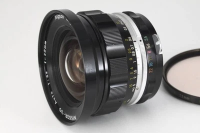 Nikon NIKKOR-UD Auto 20mm F3.5 (no-Ai) Nikon 130 Foto 1 de 4