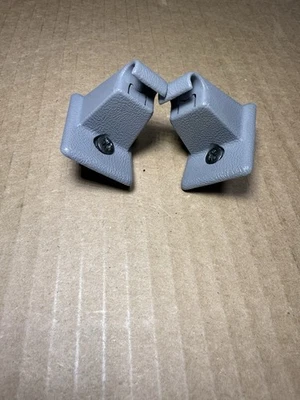 1992-1999 95 Chevy Suburban/Tahoe GMC Yukon Sun Visor Clips WITH SCREWS -GRAY Foto 1 de 4