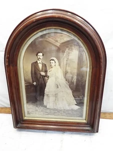 Antique Arch Top Wood Deep Well Wedding Photo Wooden Frame Ornate Couple - Bild 1 von 6