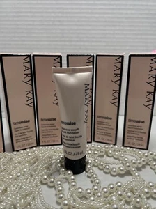 MARY KAY TIMEWISE LUMINOUS WEAR LIQUID FOUNDATION~YOU CHOOSE SHADE~DISCONTINUED! - Picture 1 of 9