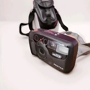 PENTAX Zoom 60X (38-60mm) AF 35mm Point and Shoot Film Camera With Strap & Bag! - Picture 1 of 10