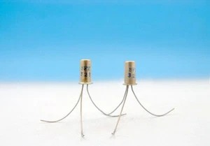 5x SFT323 Germanium Ge PNP Transistor 18V 250mA 200mW 1Mhz ~ AC128 EFT323 2N2706 - Picture 1 of 1
