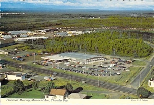 Pinewood Lincoln Mercury Händler Antenne 1970 Thunder Bay CA Postkarte 4x6 C7 - Bild 1 von 2