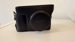 FUJIFILM X100V Premium Leather Case Black - Picture 1 of 4