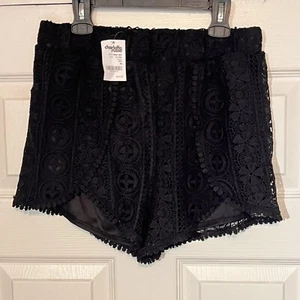 NWT Charlotte Russe Womens Lined Black Eyelet Shorts With Elastic Waist Size M - Picture 1 of 9