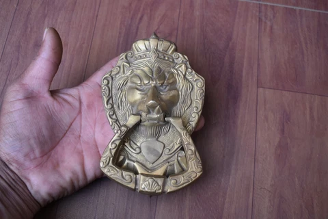 Vintage Lion door gate Knocker Handle Victorian heavy brass door Chest Ring Pull Cover