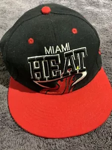 NBA Throwback Miami Heat 59 Fifty Snapback Cap (Adjustable) Vintage - Foto 1 di 5