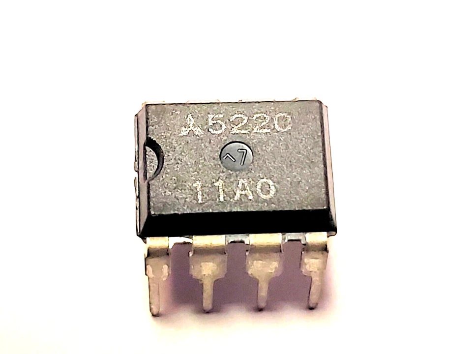 M5220P "Original" Mitsubishi 8P DIP IC 1  pc - Image 1 of 1