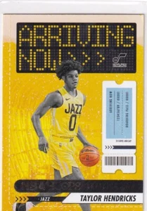 2023-24 NBA Panini Hoops No. 27 Taylor Hendricks Rookie Arriving Now Bronze - Bild 1 von 2