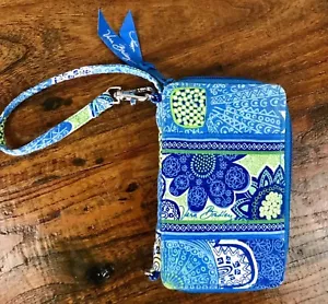 Portafoglio Vera Bradley da polso blu floreale zip ID pochette paisley cellulare - Foto 1 di 6