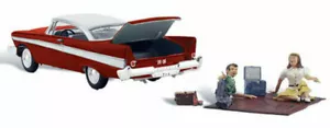 Woodland Scenics AS5552 HO Scale Parked for a Picnic - Picture 1 of 2