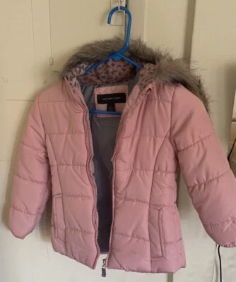 Chaqueta con capucha Weathertamer para niñas Foto 1 de 4