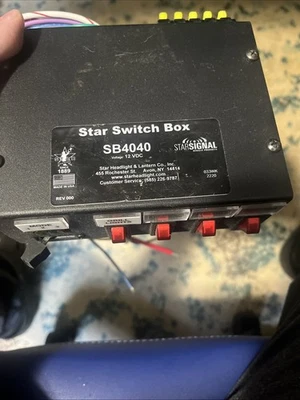 Caja de interruptores de señal estrella SB4040 Foto 1 de 3
