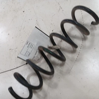 Muelle helicoidal trasero para Ford Escape 13-22 Foto 1 de 4