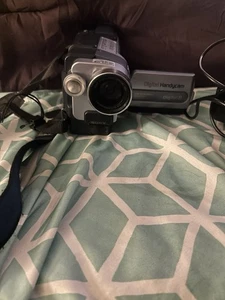 Videocámara Sony Handycam DCR-TRV250 - Imagen 1 de 2