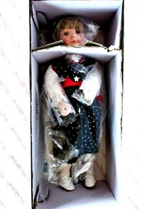 Sandy by James P Smith Jr The Hamilton Collection porcelain doll New in Box pm2 - Picture 1 of 12