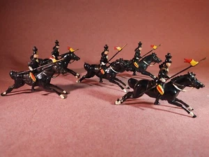 Cherilea Toy Lead Soldiers Dragoon Guards Mounted at Gallop Very Nice - Picture 1 of 8
