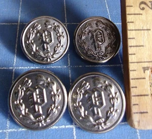 Lot of 4 Vintage Police Dept 'P' 7/8" Wreath Uniform Silver Buttons Waterbury CT - Picture 1 of 5