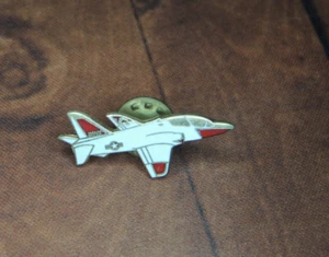 US Navy A-4 Skyhawk Airshow Flugzeug Airplane Sammler Jet Anstecknadel Anfang 80er - Bild 1 von 5