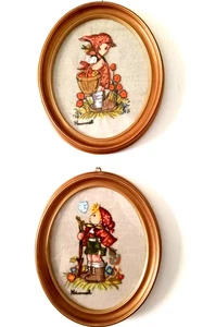 2 CREWEL vintage Hummel RAGAZZO CONTADINO ragazza fattoria ricamo 12 x10 ovale ARTE POPOLARE - Foto 1 di 19