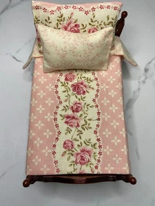 Mini Dollhouse Bedspread blanket 2 Pillow 1:12 scale twin size PINK ROSE VINE - Picture 1 of 3