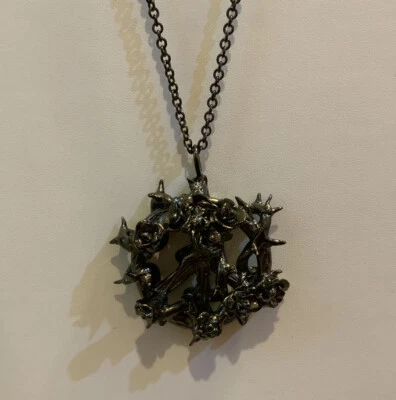 COLLAR CHRISHABANA “SIGNO DE LA PAZ ESPINA” LATÓN CHAPADO EN METAL ARMADO. K40 Foto 1 de 4